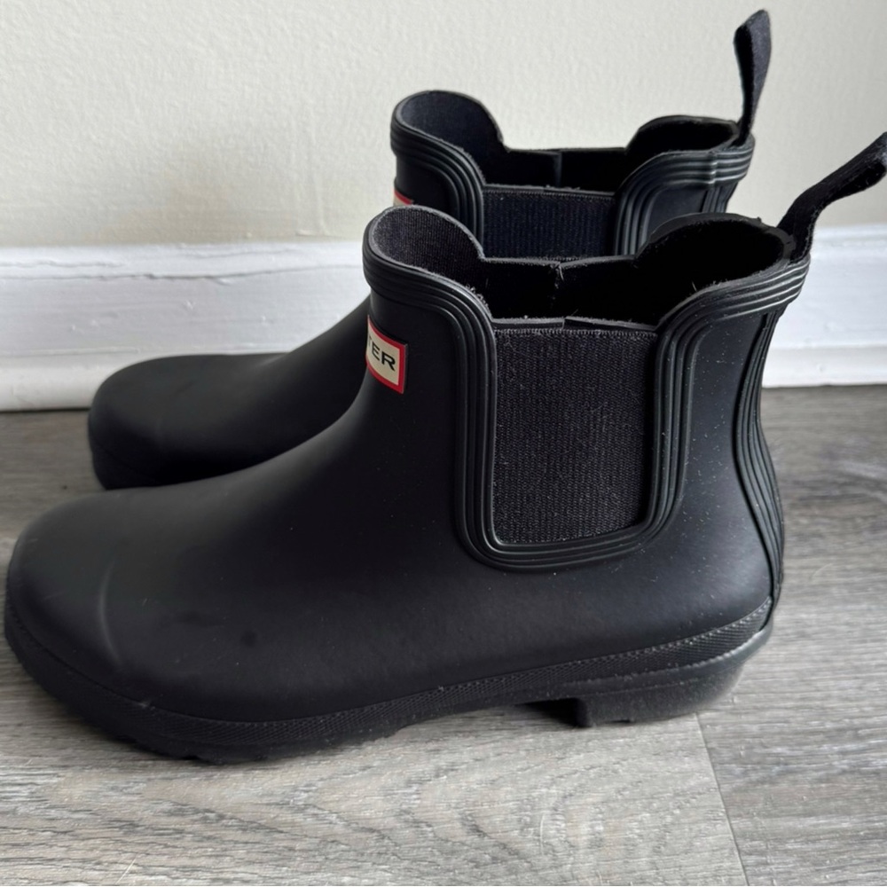 HUNTER Original Chelsea Rain Boots - Picture 4 of 13